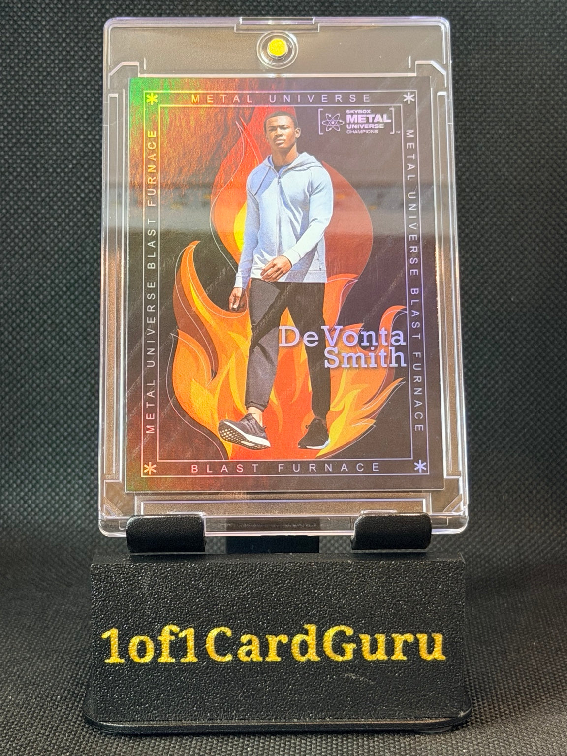 2021 SkyBox Metal Universe Champions DeVonta Smith Blast Furnace #BF-14 — front