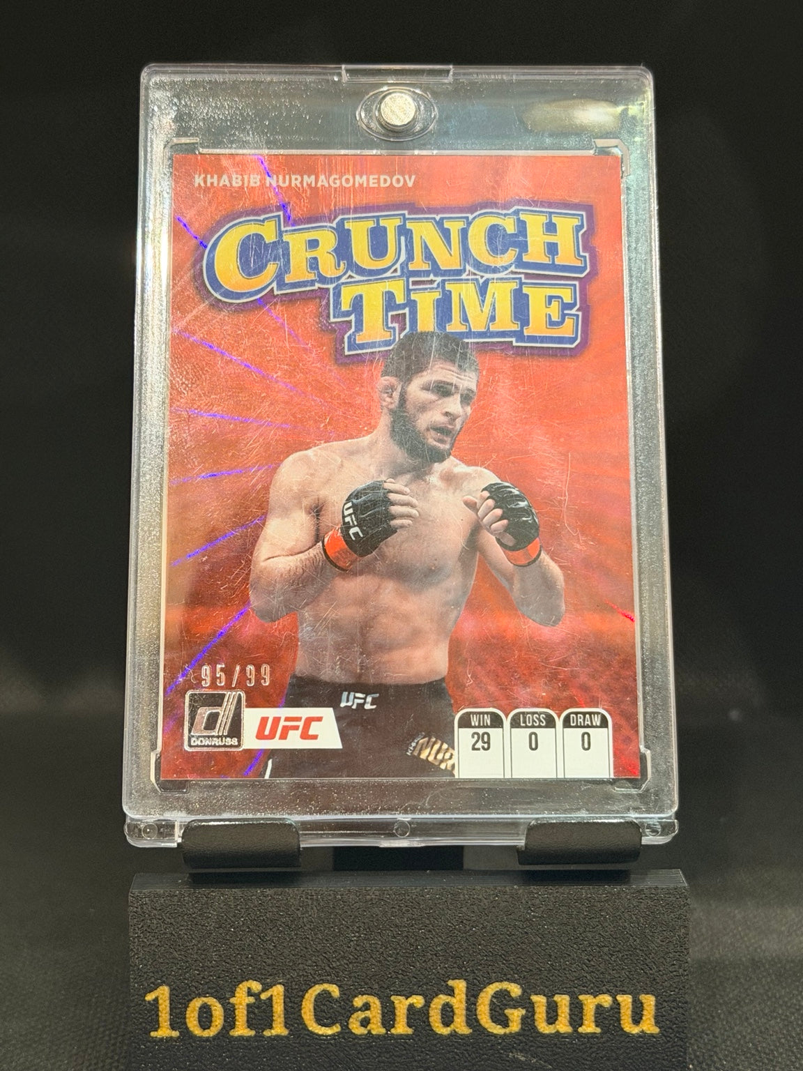 2022 Donruss UFC Khabib Nurmagomedov Crunch Time Holo Purple Laser #8 – 95/99 front